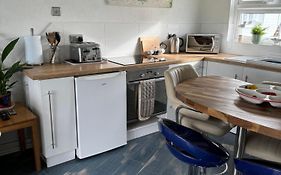Cosy Beach Chalet